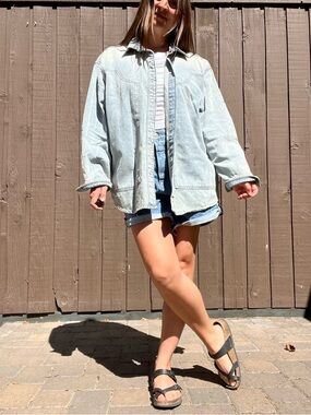 Wild Fable Large Light Wash Denim Button-Up Shirt Jacket Oversized Womens